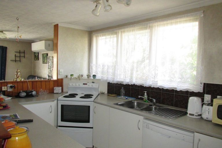 Photo of property in 9 Osler Street, Wairoa, 4108