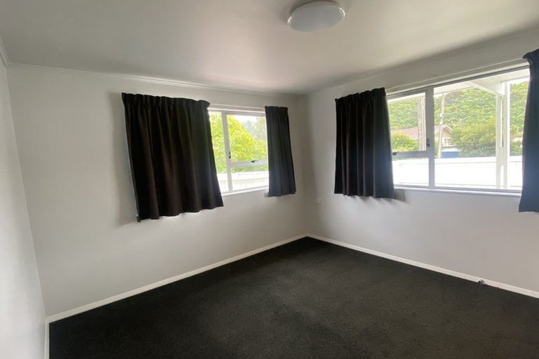 Photo of property in 94 Waikawa Road, Picton, 7220