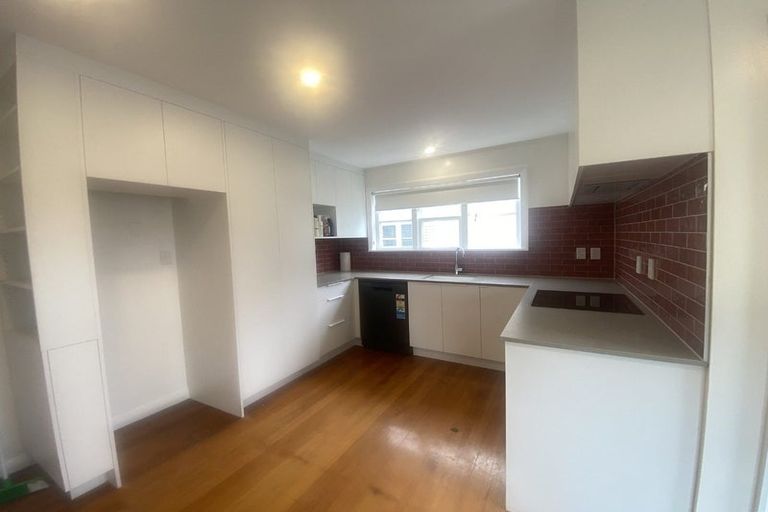 Photo of property in 63 Riverside Drive, Waiwhetu, Lower Hutt, 5010