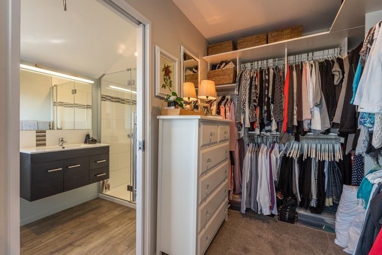 Photo of property in 79 Panorama Drive, Paraparaumu, 5032