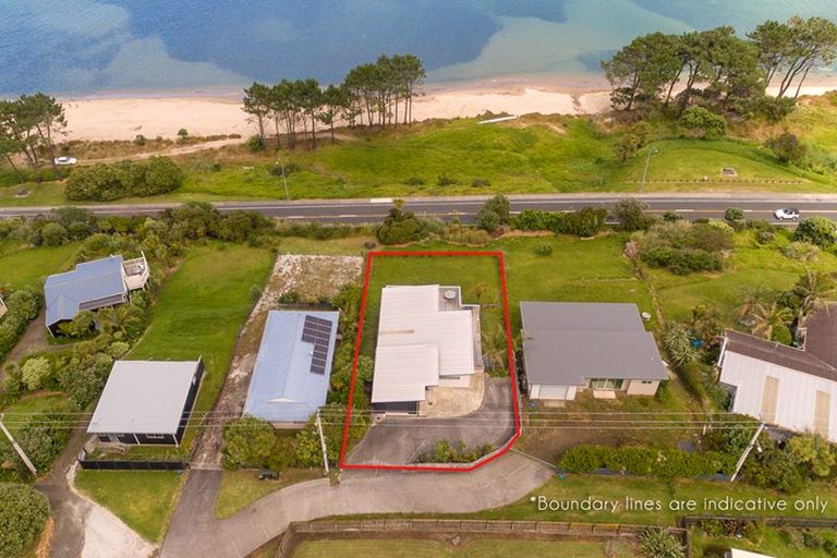 Photo of property in 70 Taumatawiwi Street, Opononi, Kaikohe, 0473