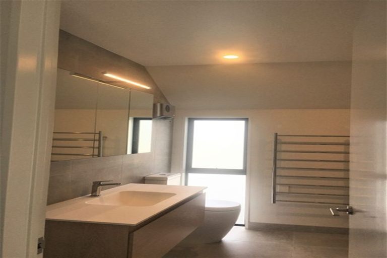 Photo of property in 1031c Colombo Street, St Albans, Christchurch, 8014