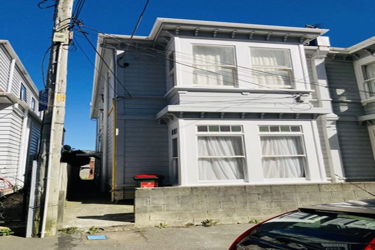 Photo of property in 138 Brougham Street, Mount Victoria, Wellington, 6011