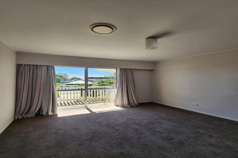 Photo of property in 36 Jans Terrace, Oakura, 4314