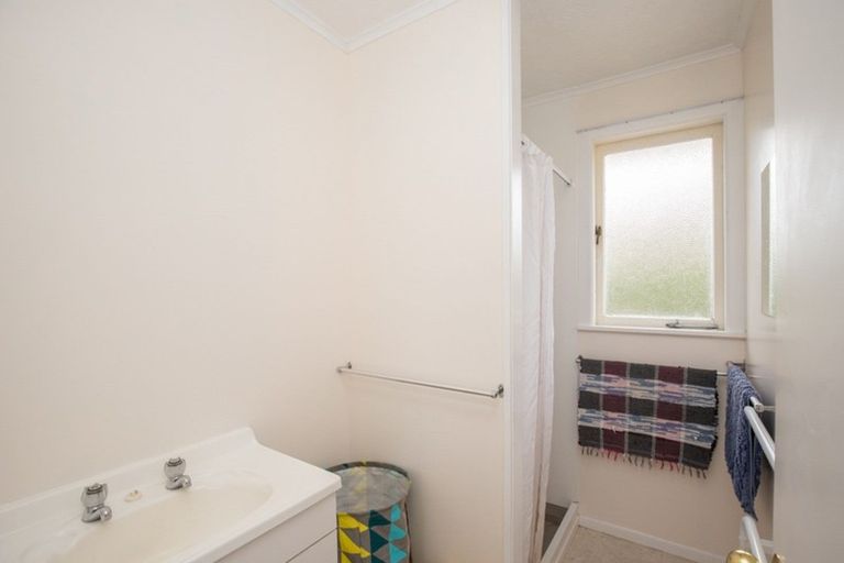 Photo of property in 33 Hayward Road, Ngatea, 3503