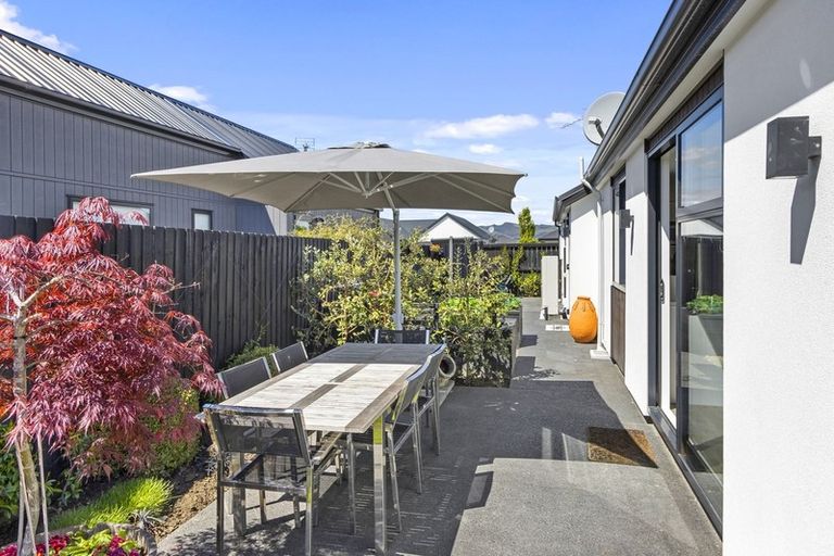 Photo of property in 15 Luxembourg Crescent, Halswell, Christchurch, 8025