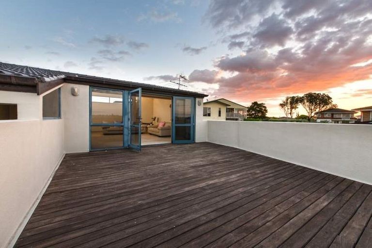 Photo of property in 43 Bramley Drive, Farm Cove, Auckland, 2012