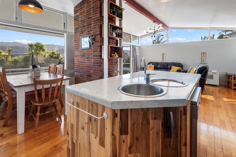 Photo of property in 42 Hilltop Avenue, Morningside, Whangarei, 0110