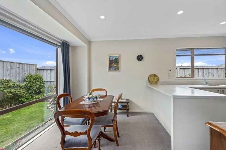 Photo of property in 3 Reeves Road, Rangiora, 7400