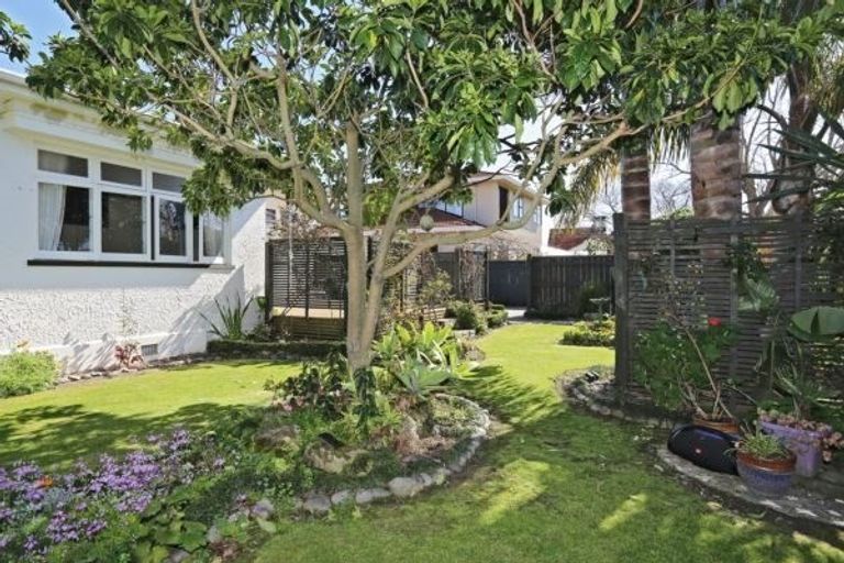 Photo of property in 600 Fitzroy Avenue, Mahora, Hastings, 4120