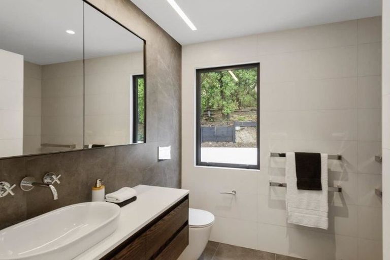 Photo of property in 15 Woodlau Rise, Huntsbury, Christchurch, 8022