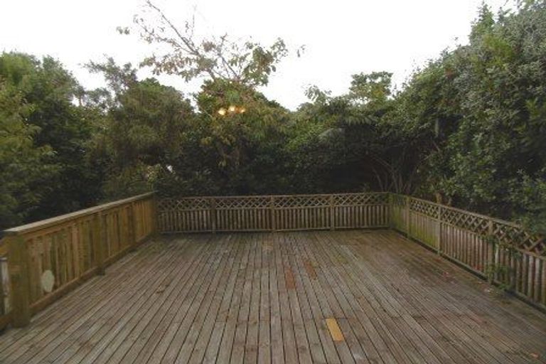 Photo of property in 33 Jillett Street, Titahi Bay, Porirua, 5022