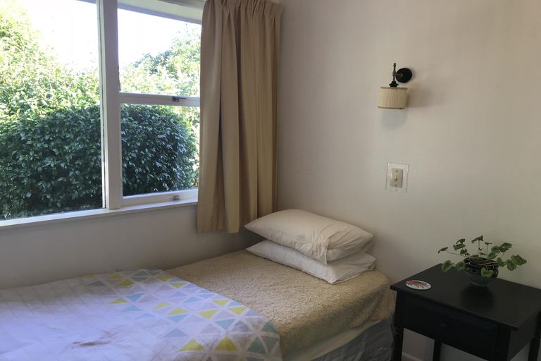 Photo of property in 5 Andrew Place, Otumoetai, Tauranga, 3110