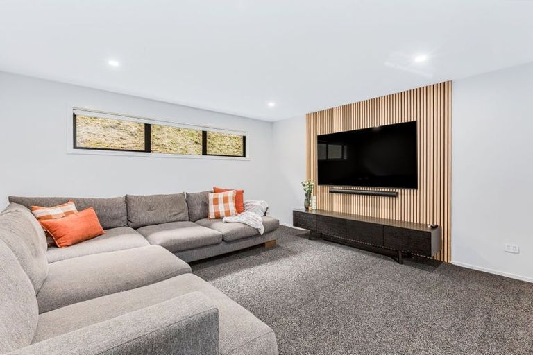 Photo of property in 23 Banks Boulevard, Whitby, Porirua, 5024