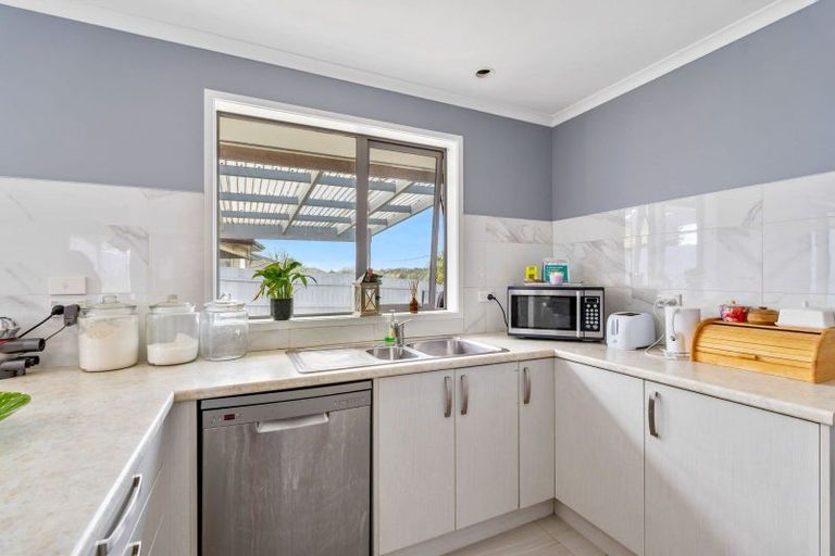 Photo of property in 6 Muirfield Rise, Te Kamo, Whangarei, 0112