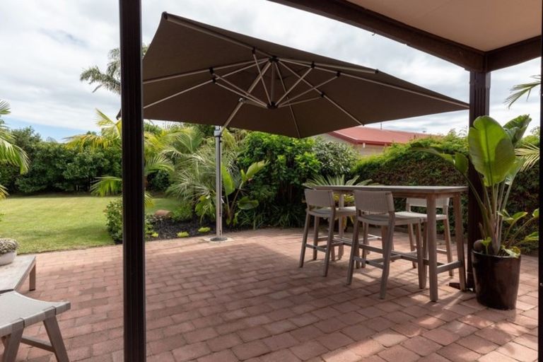 Photo of property in 11 Sunrise Avenue, Mount Maunganui, 3116