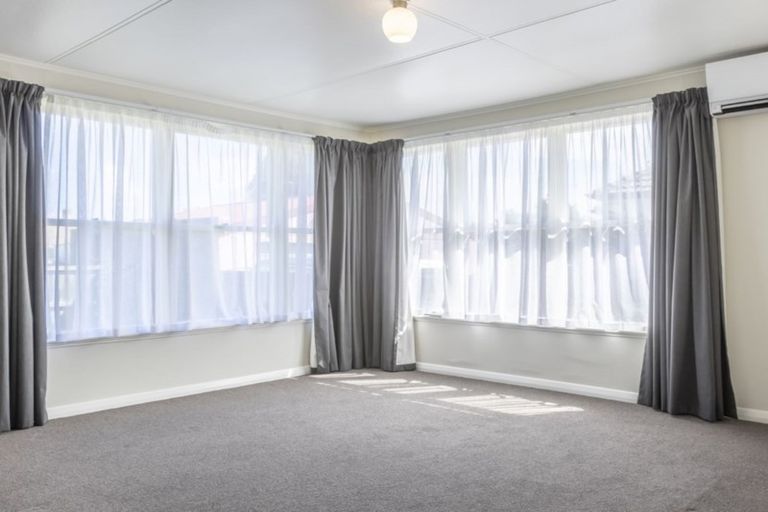 Photo of property in 31 Douglas Crescent, Fairfield, Hamilton, 3214