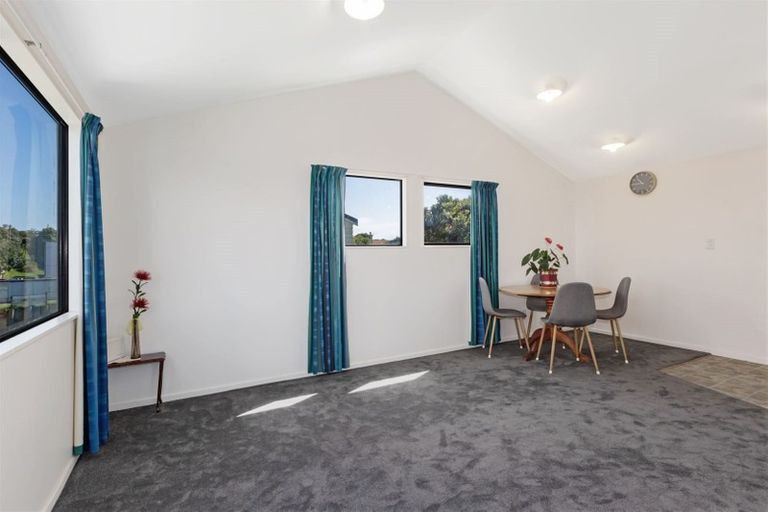 Photo of property in 8 Morere Street, Titahi Bay, Porirua, 5022