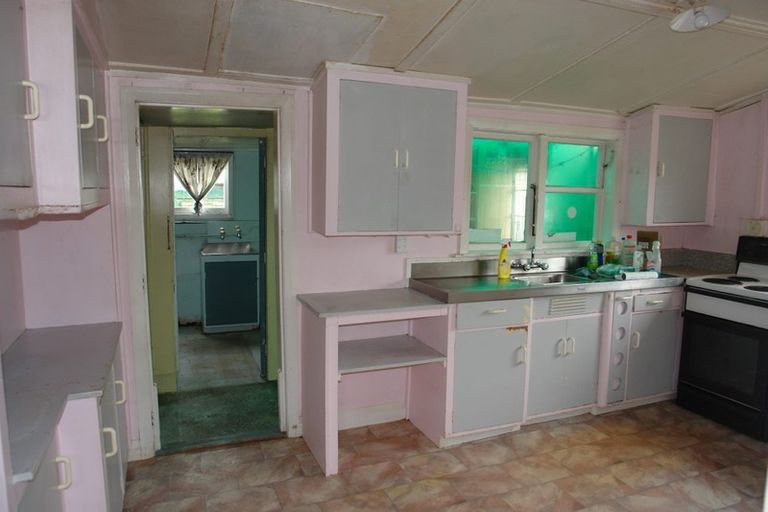 Photo of property in 26 Albany Street, Patea, 4520