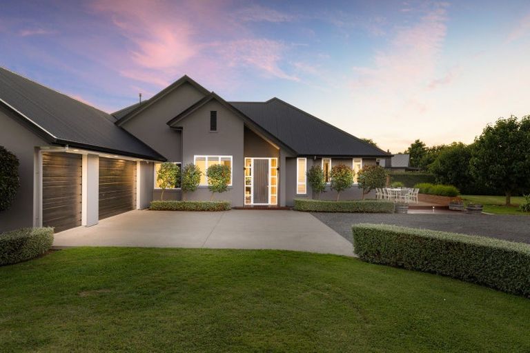 Photo of property in 555 Fencourt Road, Cambridge, 3493