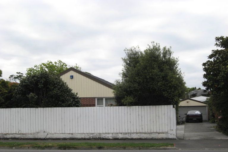 Photo of property in 87 Grahams Road, Burnside, Christchurch, 8041