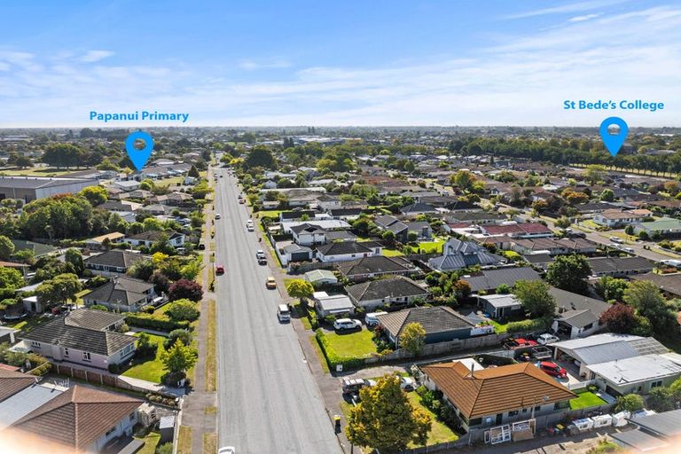 Photo of property in 66 Winters Road, Redwood, Christchurch, 8051