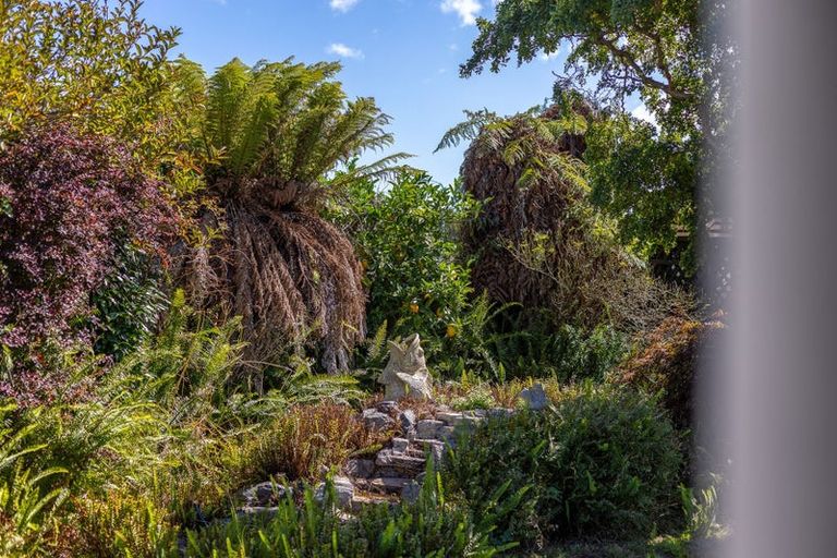 Photo of property in 28 Harry Shaw Way, Raumati South, Paraparaumu, 5032