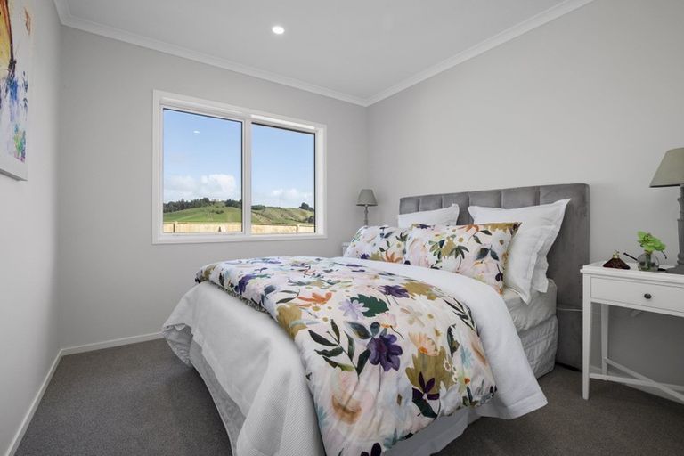 Photo of property in 23 Leathem Crescent, Pokeno, 2402