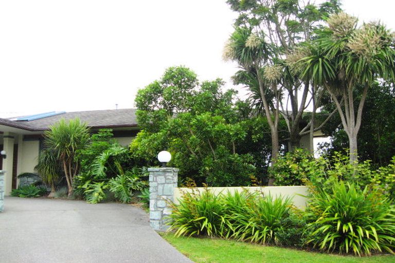 Photo of property in 10 Astrolabe Place, Gulf Harbour, Whangaparaoa, 0930