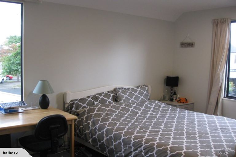 Photo of property in 4 Oakford Close, Riccarton, Christchurch, 8011