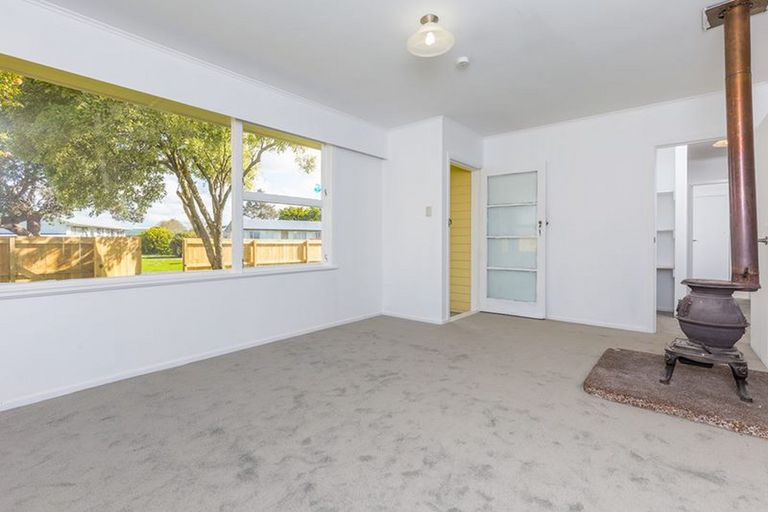Photo of property in 9 Jupiter Street, Rosehill, Papakura, 2113