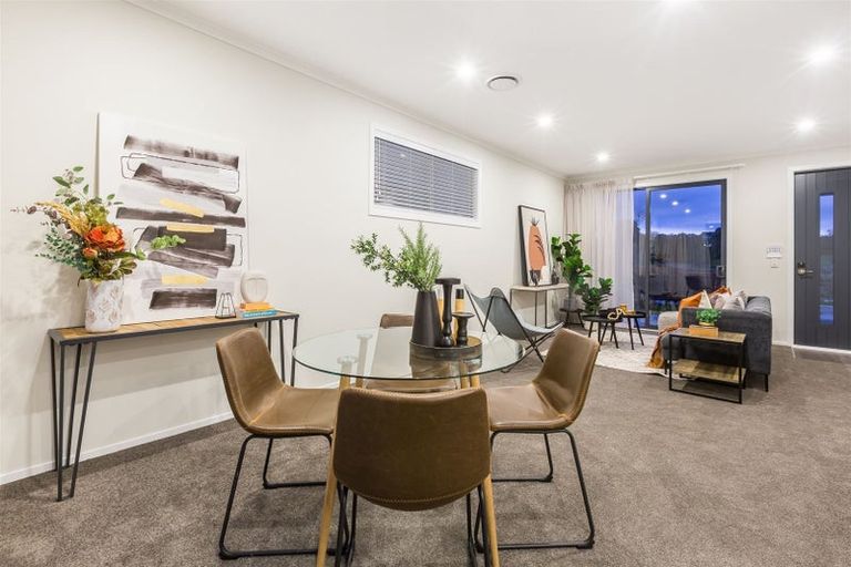 Photo of property in 3a Koreke Close, Kenepuru, 5022