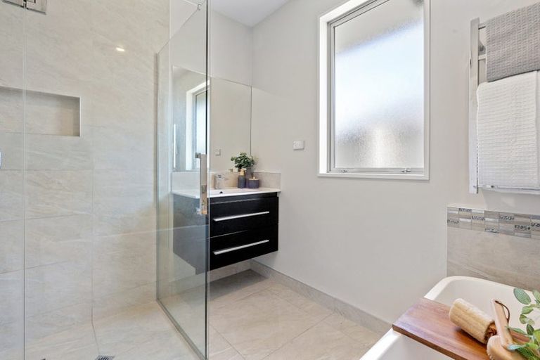 Photo of property in 2 Merlewood Road, Prebbleton, 7604