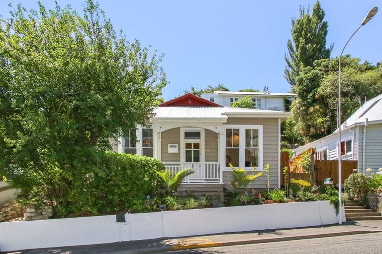 Photo of property in 48 Faraday Street, Hospital Hill, Napier, 4110