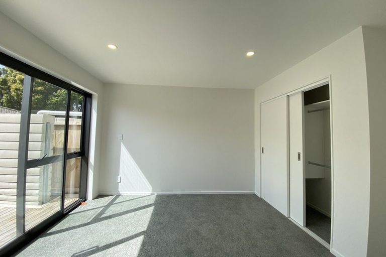 Photo of property in 7/113 Te Atatu Road, Te Atatu South, Auckland, 0610