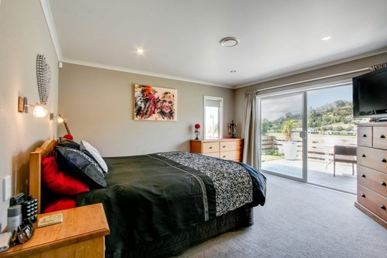 Photo of property in 83 Kent Terrace, Taradale, Napier, 4112