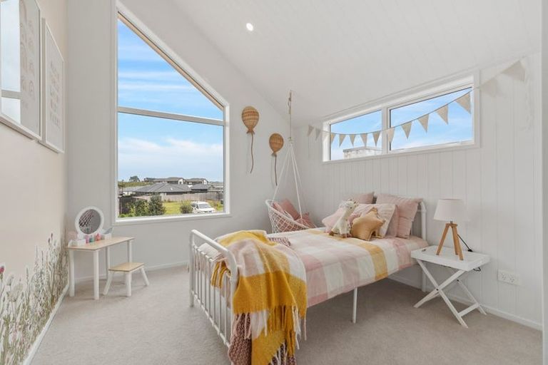 Photo of property in 38 Te Rata Boulevard, Karaka, 2124