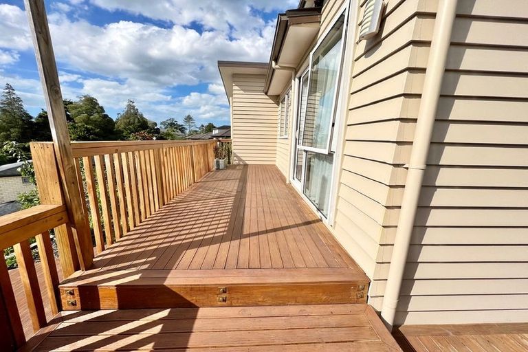 Photo of property in 92a Schnapper Rock Road, Schnapper Rock, Auckland, 0632