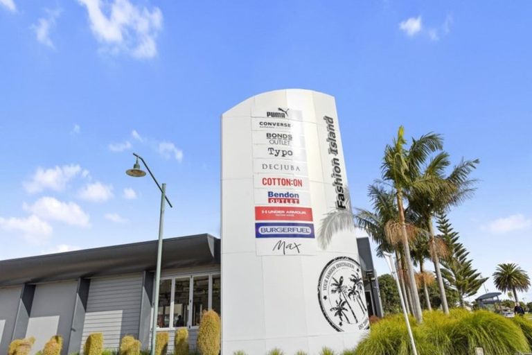 Photo of property in 55/111 Santa Monica Drive, Papamoa Beach, Papamoa, 3118