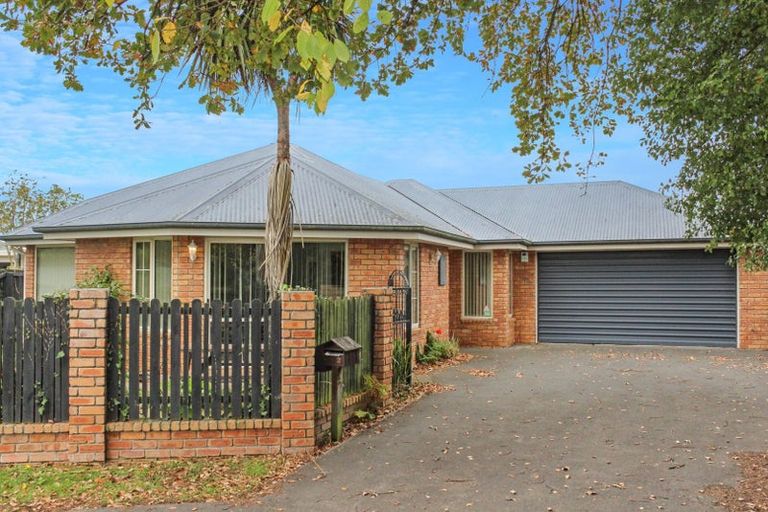 Photo of property in 2 Blair Avenue, Papanui, Christchurch, 8053