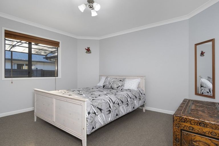 Photo of property in 10 Bransley Grove, Katikati, 3129