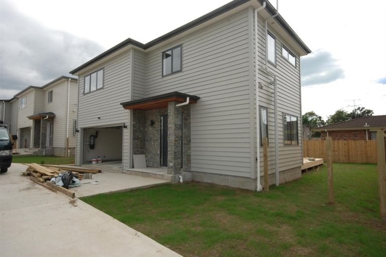 Photo of property in 120a Wellington Street, Howick, Auckland, 2014