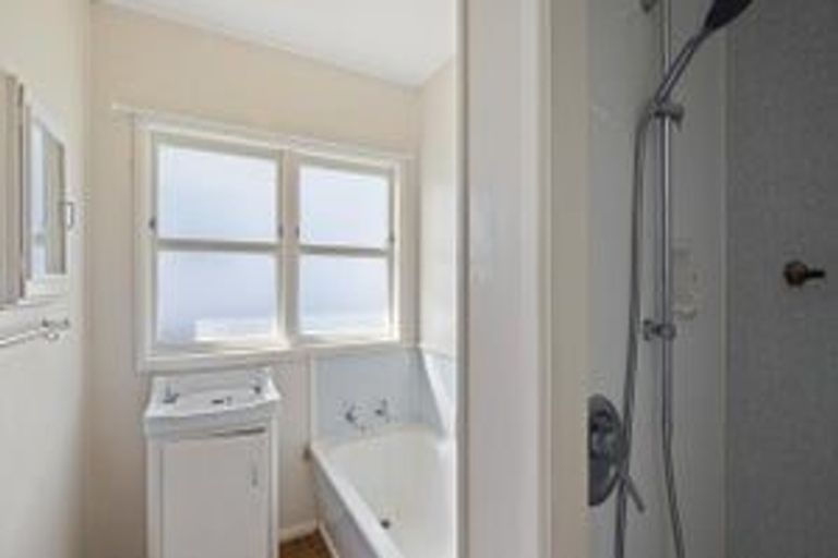 Photo of property in 17a Kent Street, Levin, 5510