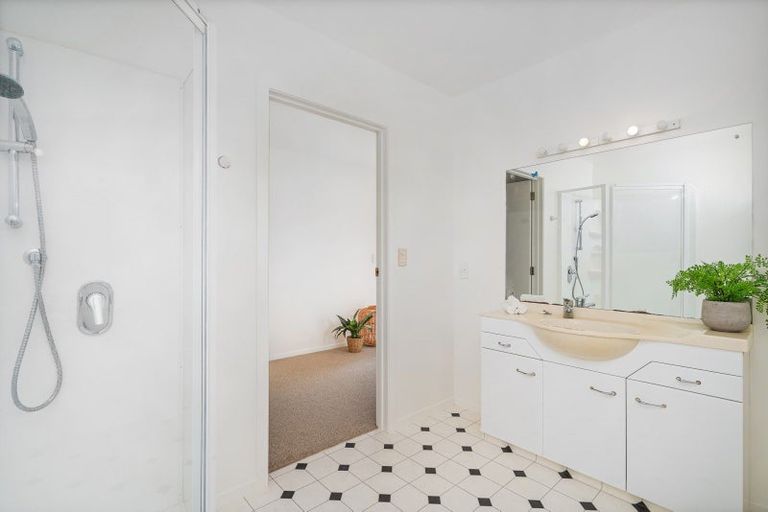 Photo of property in 10 Protea Crescent, Whitianga, 3510