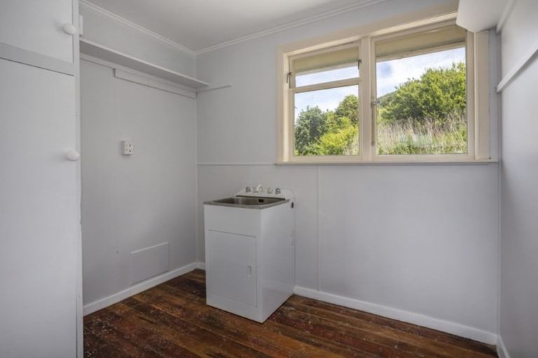 Photo of property in 48 Gloucester Street, Cannons Creek, Porirua, 5024