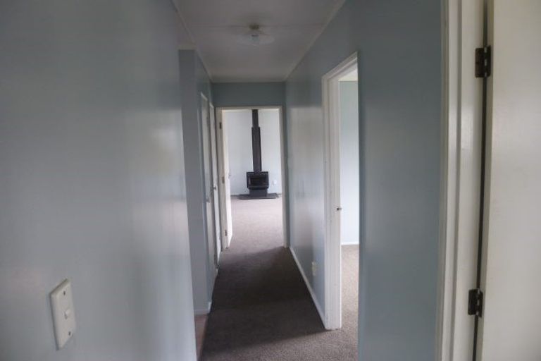 Photo of property in 27 Silvan Place, Bell Block, New Plymouth, 4312