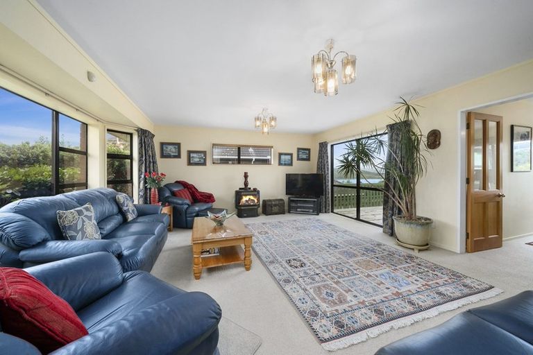 Photo of property in 25 Halladale Road, Papakowhai, Porirua, 5024