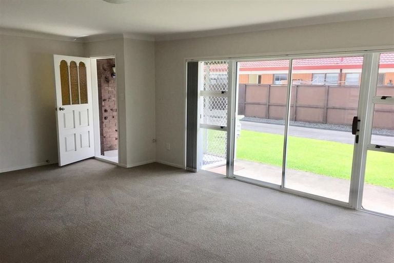 Photo of property in 186a Saint George Street, Papatoetoe, Auckland, 2025