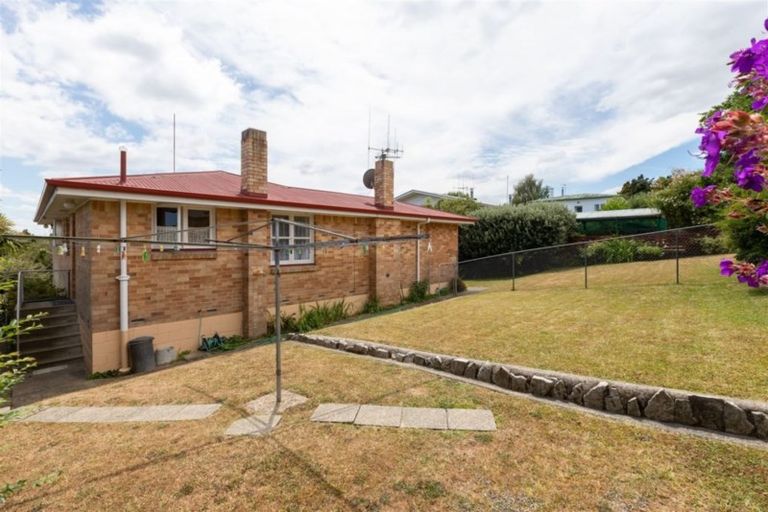 Photo of property in 20 Sutton Crescent, Hillcrest, Hamilton, 3216