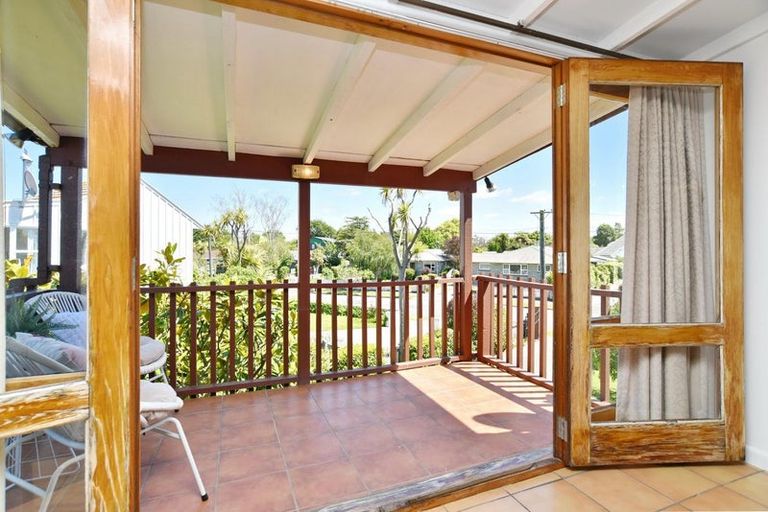 Photo of property in 15 Glenmore Avenue, Casebrook, Christchurch, 8051